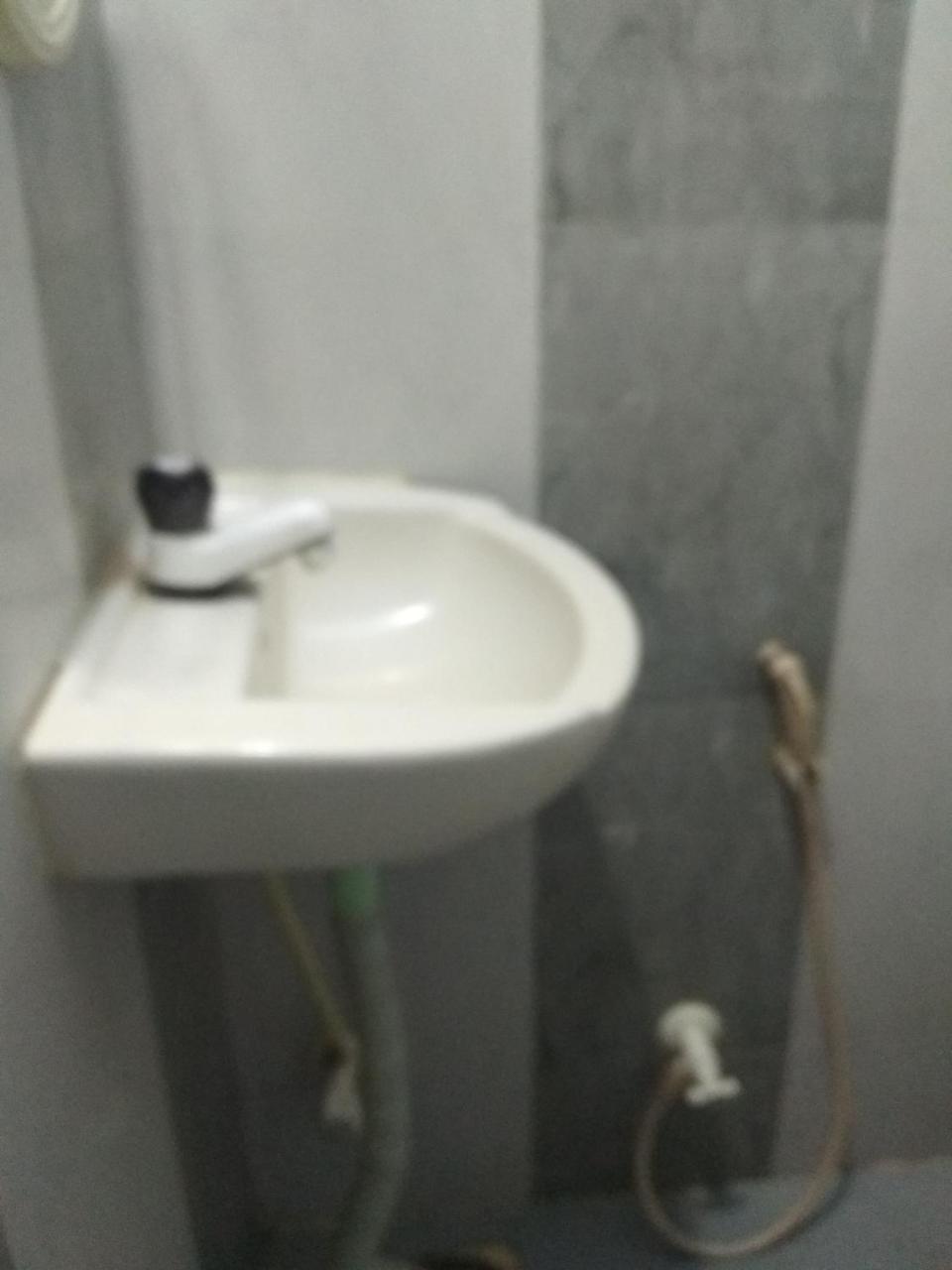 Apoorva Residency Hotel Бангалор Екстериор снимка